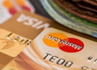 支付宝怎么自动扣款买基金
